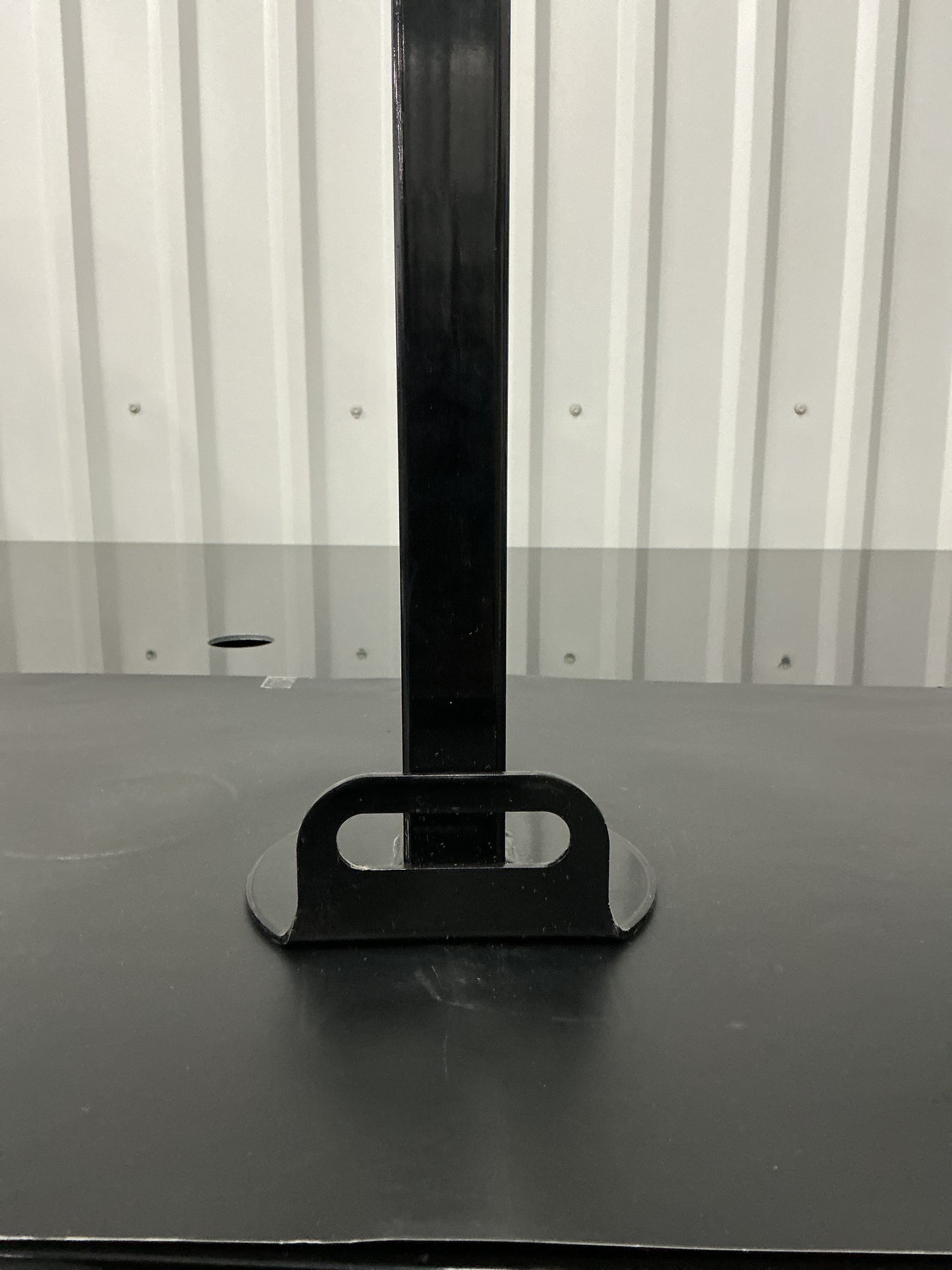 SUPPORT LEG FOR DUMP TRAILER