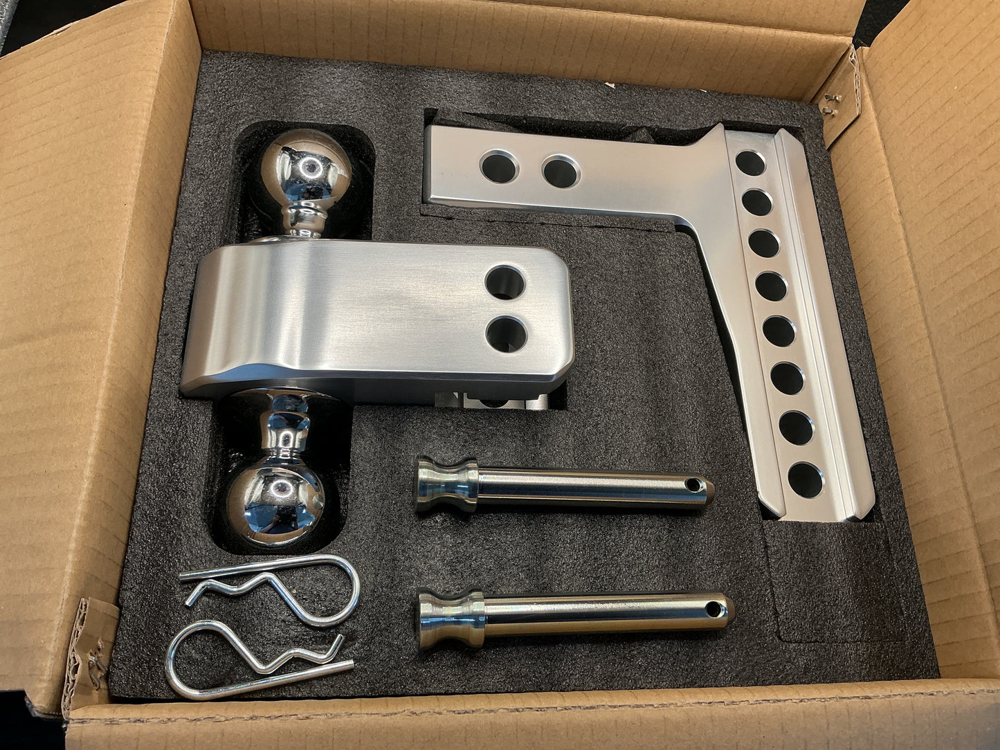 2.0" Aluminum Medium Duty 4" Drop/Rise Hitch