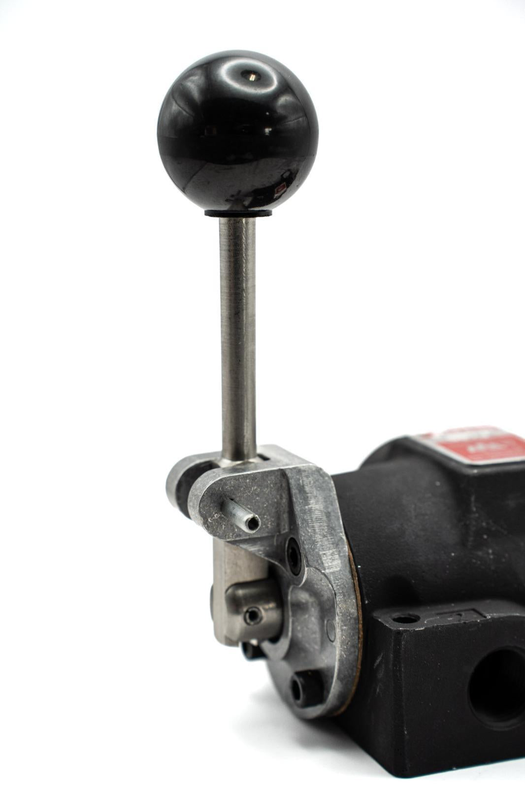 1/2" BELLY DUMP VALVE