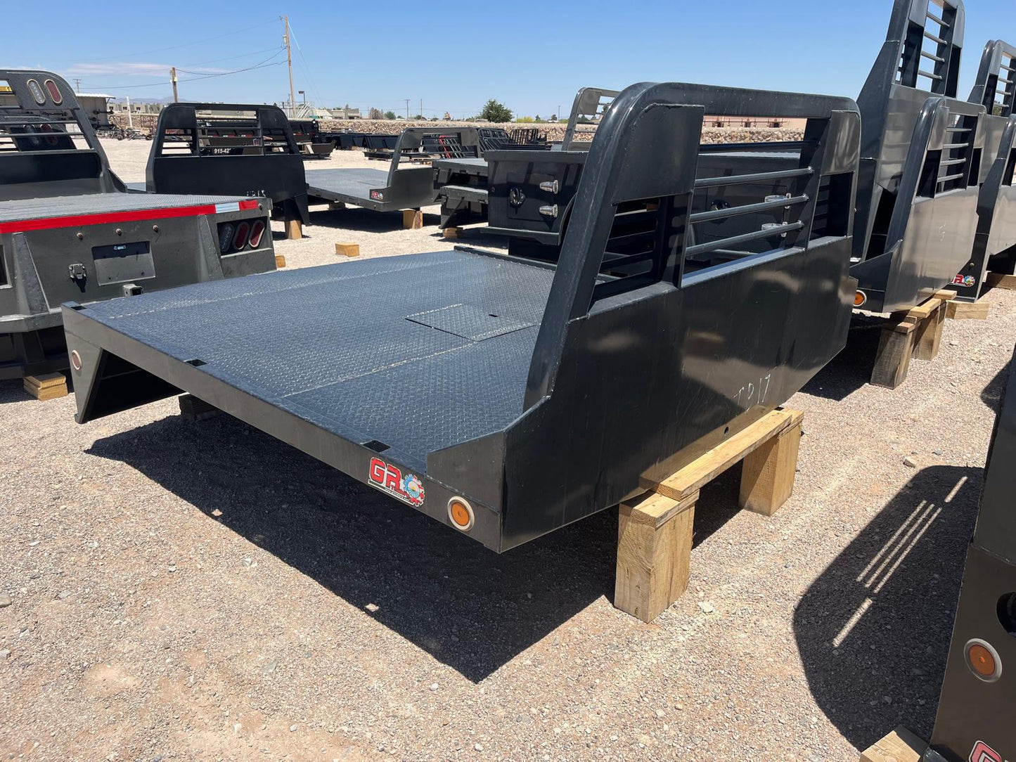 Basic Truck Flatbed, 96" x 8,1/2'42"R