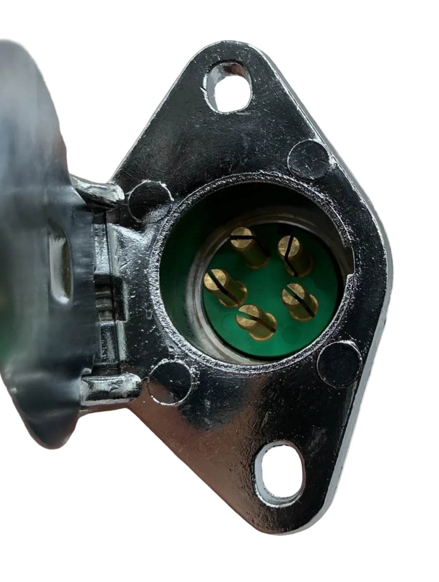 PLUG SOCKET 5 ROUND METAL 15 AMP
