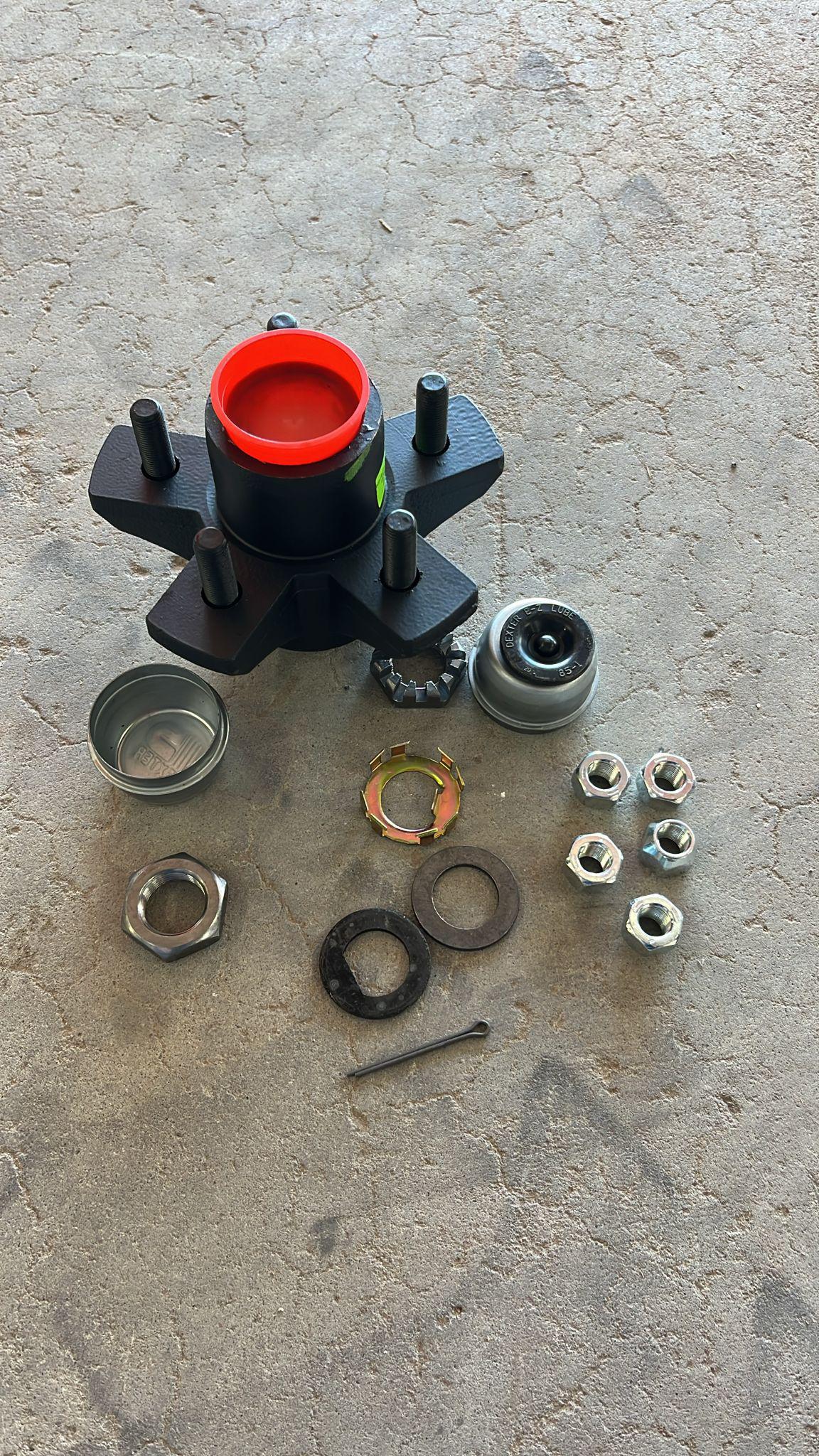 Pre-Greased Hub Kit for 3.5K 5 on 4.5